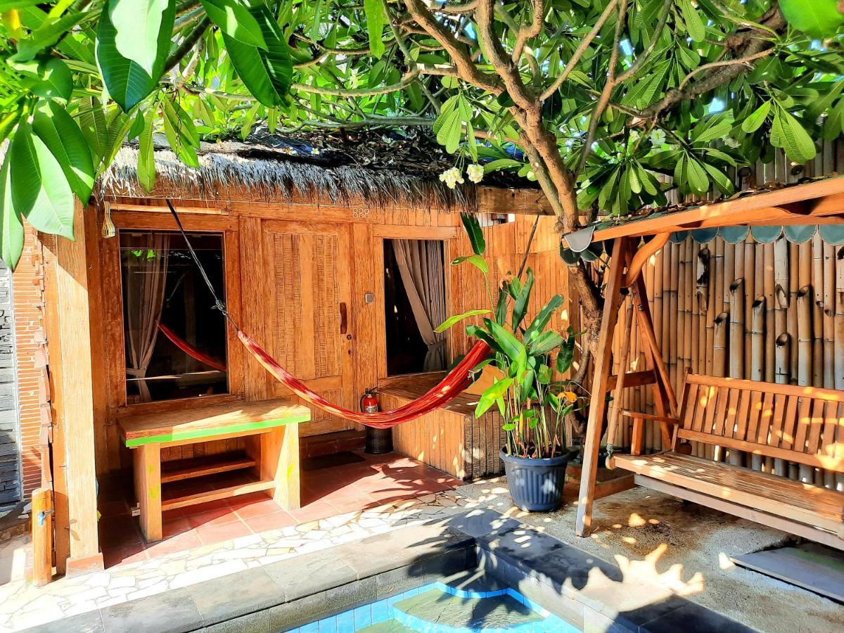 Bed and Breakfast Little MG Gili Trawangan Exterior foto